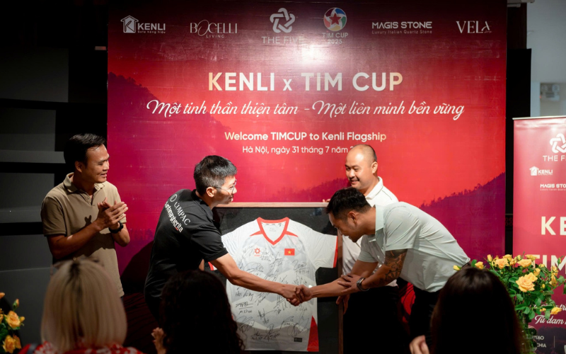 Các doanh nghiệp thành viên của TIM CUP tham gia sự kiện thân mật của The Five 